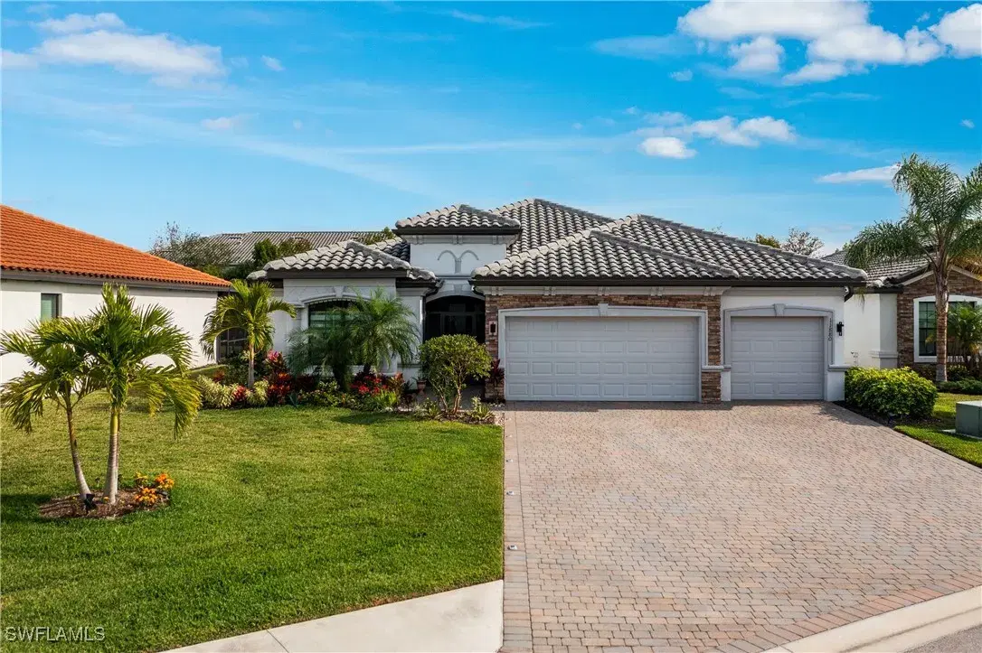 Picture of 11880 Hickory Estate Cir, Fort Myers, FL 33913