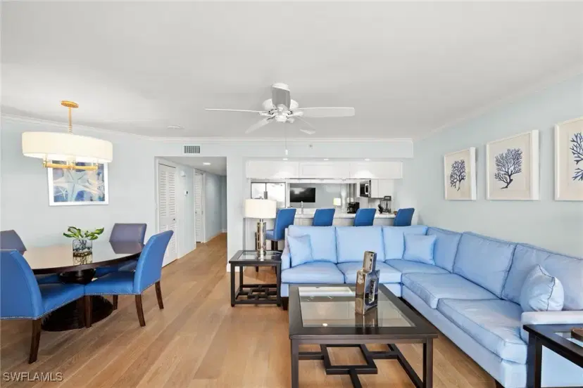 Picture of 40 Seagate Dr 1002A, Naples FL 34103