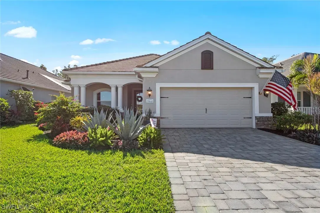 Picture of 19845 Coconut Harbor Cir, Fort Myers, FL 33908