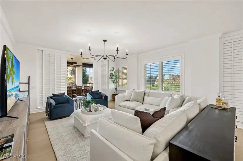 Picture of 8720 Bay Colony Dr 404, Naples FL 34108