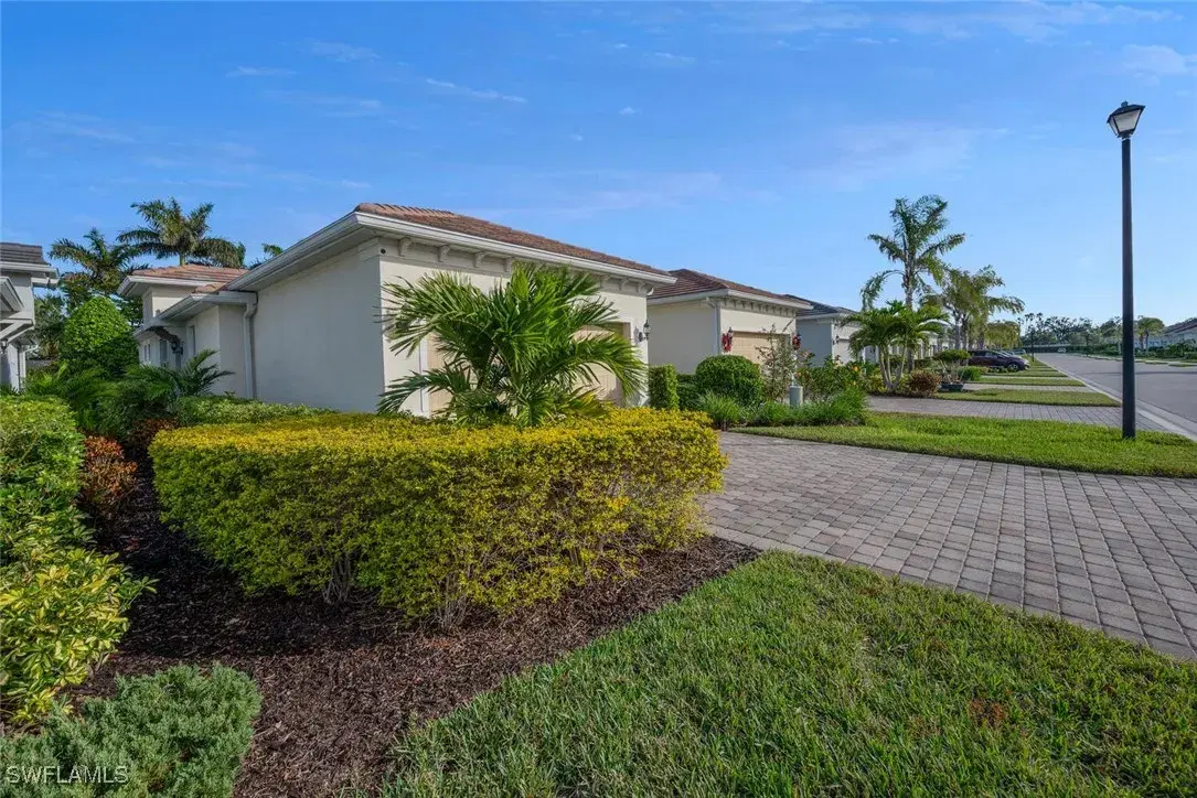Picture of 10709 Manatee Key Ln, Estero, FL 33928