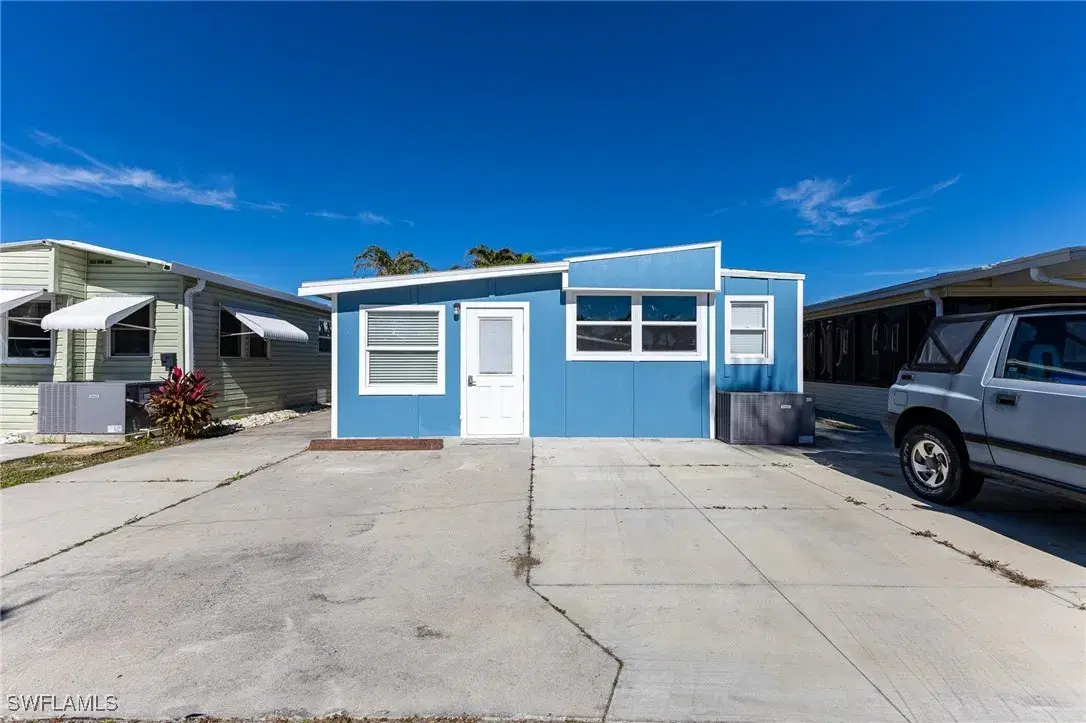 Picture of 11710 Ariana Dr 47, Fort Myers, FL 33908