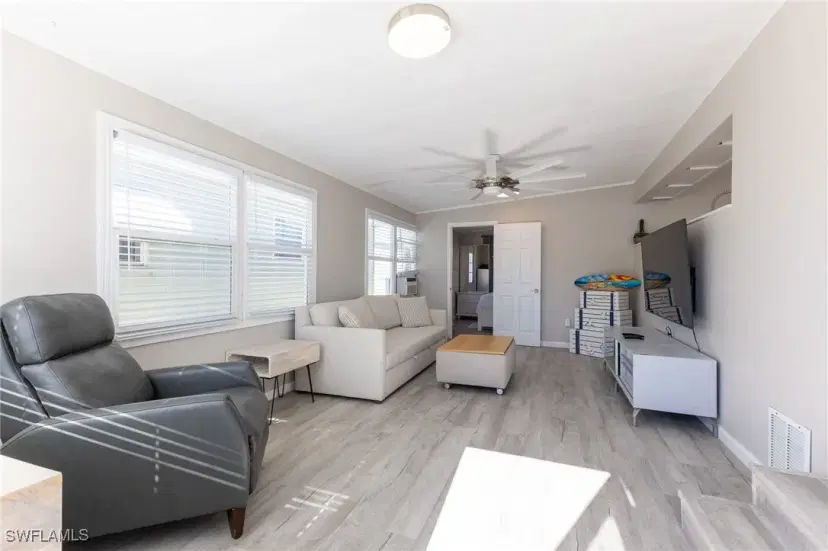 Picture of 11710 Ariana Dr 47, Fort Myers FL 33908