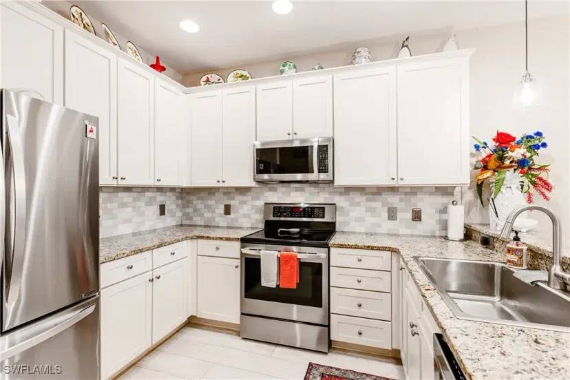 Picture of 9076 Rialto St W 6201, Naples FL 34113