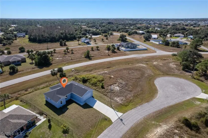 Picture of 1111 W Leader Ct, Labelle FL 33935