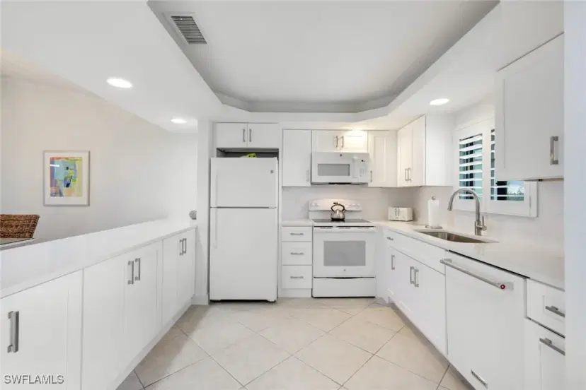 Picture of 1919 Olde Middle Gulf Dr 505, Sanibel FL 33957