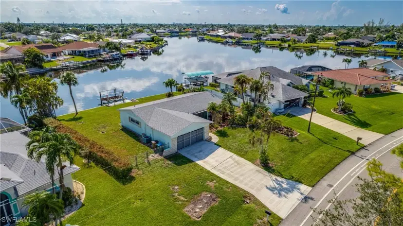 Picture of 2715 Kamal Pkwy, Cape Coral FL 33904