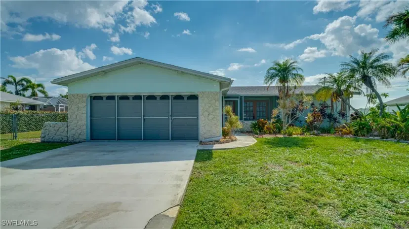 Picture of 2715 Kamal Pkwy, Cape Coral FL 33904