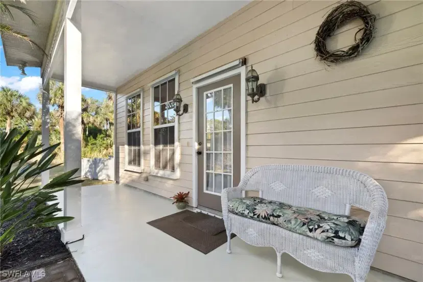 Picture of 1290 9Th St Sw, Naples FL 34117