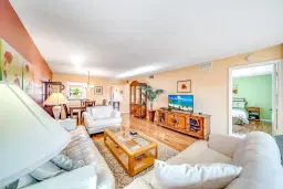 Picture of 9741 Sunrise Lakes Blvd 202, Sunrise, FL 33322