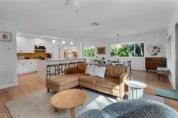 Picture of 1201 Milano Dr, Naples, FL 34103