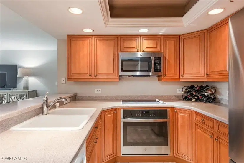 Picture of 6825 Grenadier Blvd 102, Naples FL 34108