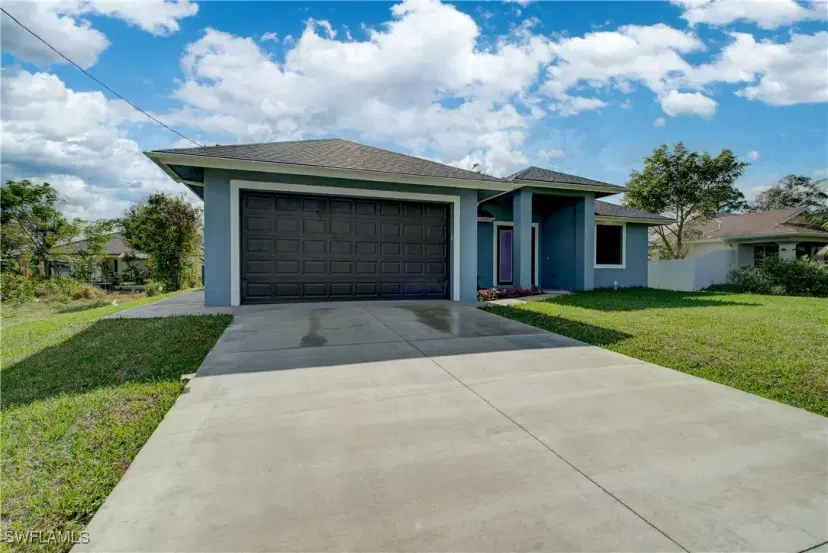 Picture of 2911 10Th St Sw, Lehigh Acres FL 33976