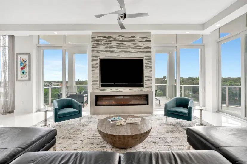 Picture of 2700 Donald Ross Road 412, Palm Beach Gardens FL 33410