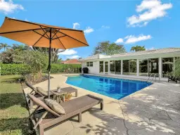 Picture of 79 Burning Tree Dr, Naples, FL 34105