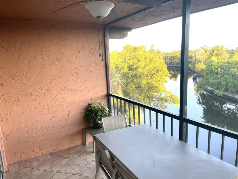 Picture of 610 Tennis Club Dr 401, Fort Lauderdale FL 33311