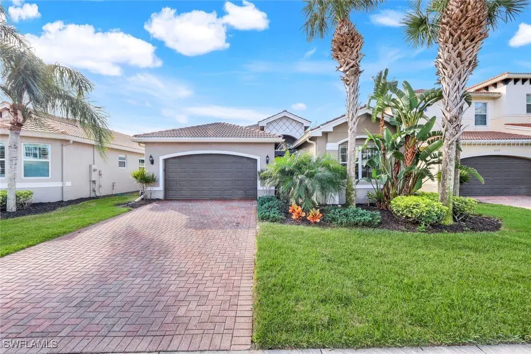 Picture of 6542 Marbella Dr, Naples, FL 34105