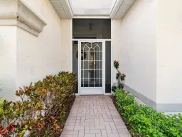 Picture of 284 Glen Eagle Cir, Naples, FL 34104