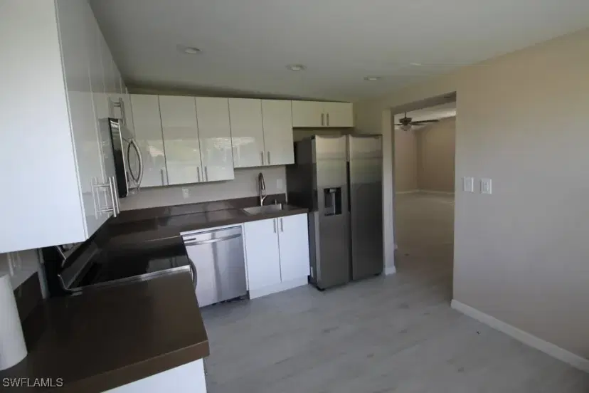 Picture of 3327 Guilford Ct, Naples FL 34112