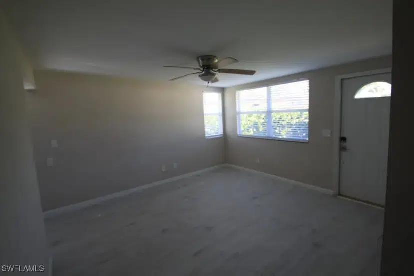 Picture of 3327 Guilford Ct, Naples FL 34112