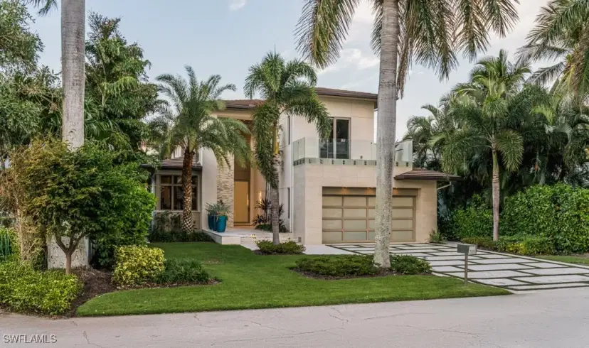 Picture of 355 7Th Ave S, Naples FL 34102