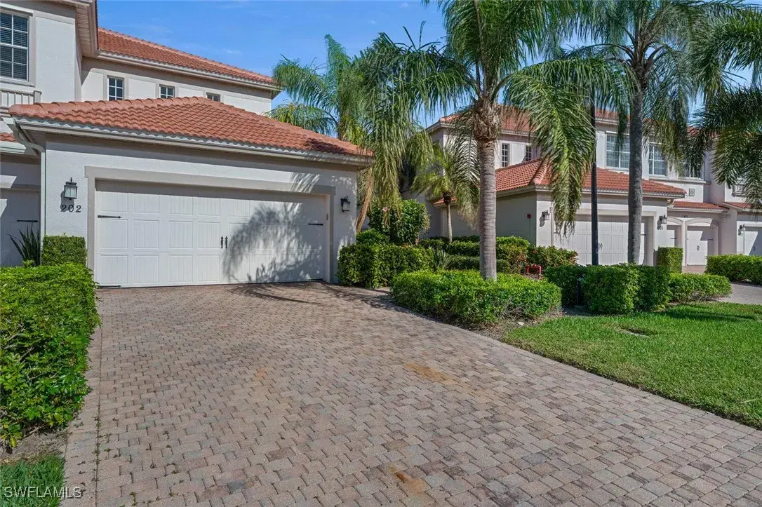 Picture of 17477 Old Harmony Dr 202, Fort Myers, FL 33908