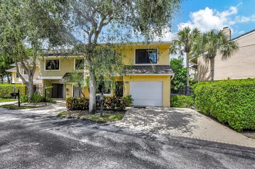 Picture of 5648 Santiago Circle, Boca Raton FL 33433