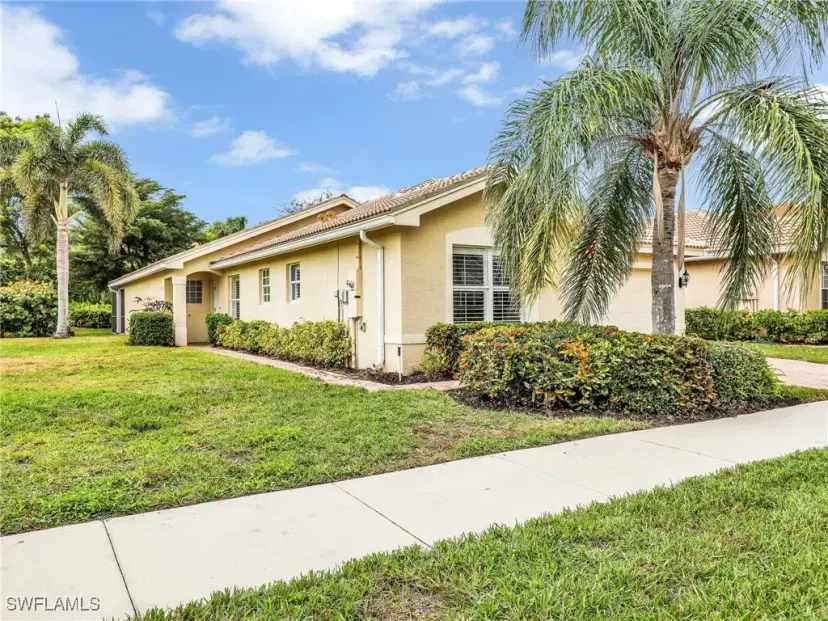 Picture of 1591 Windamere Ln, Naples FL 34119