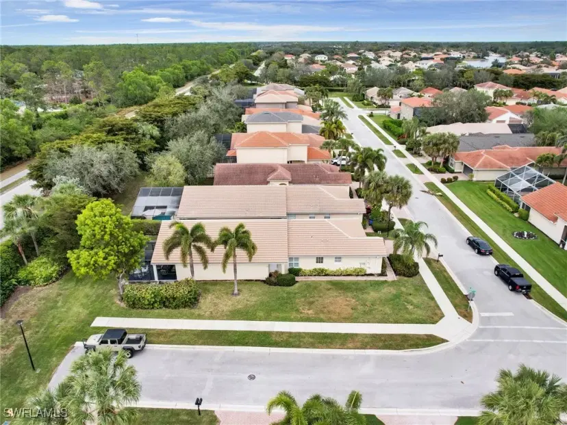 Picture of 1591 Windamere Ln, Naples FL 34119