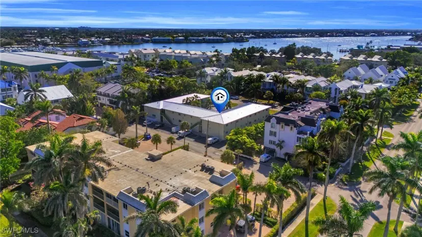 Picture of 975 9Th Ave S 16, Naples FL 34102