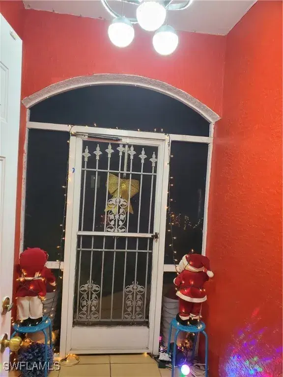Picture of 619 Broadway Ave, Lehigh Acres FL 33972