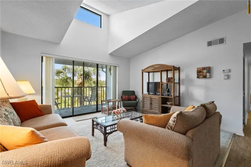 Picture of 9970 Sailview Ct 19, Fort Myers FL 33905