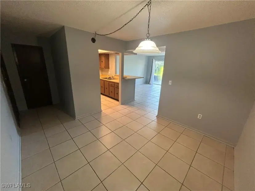 Picture of 3704 Broadway 101, Fort Myers FL 33901