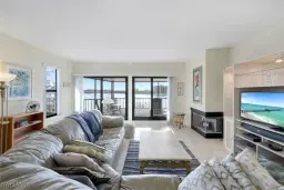 Picture of 402 La Peninsula Blvd 402, Naples, FL 34113