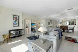 Picture of 402 La Peninsula Blvd 402, Naples, FL 34113