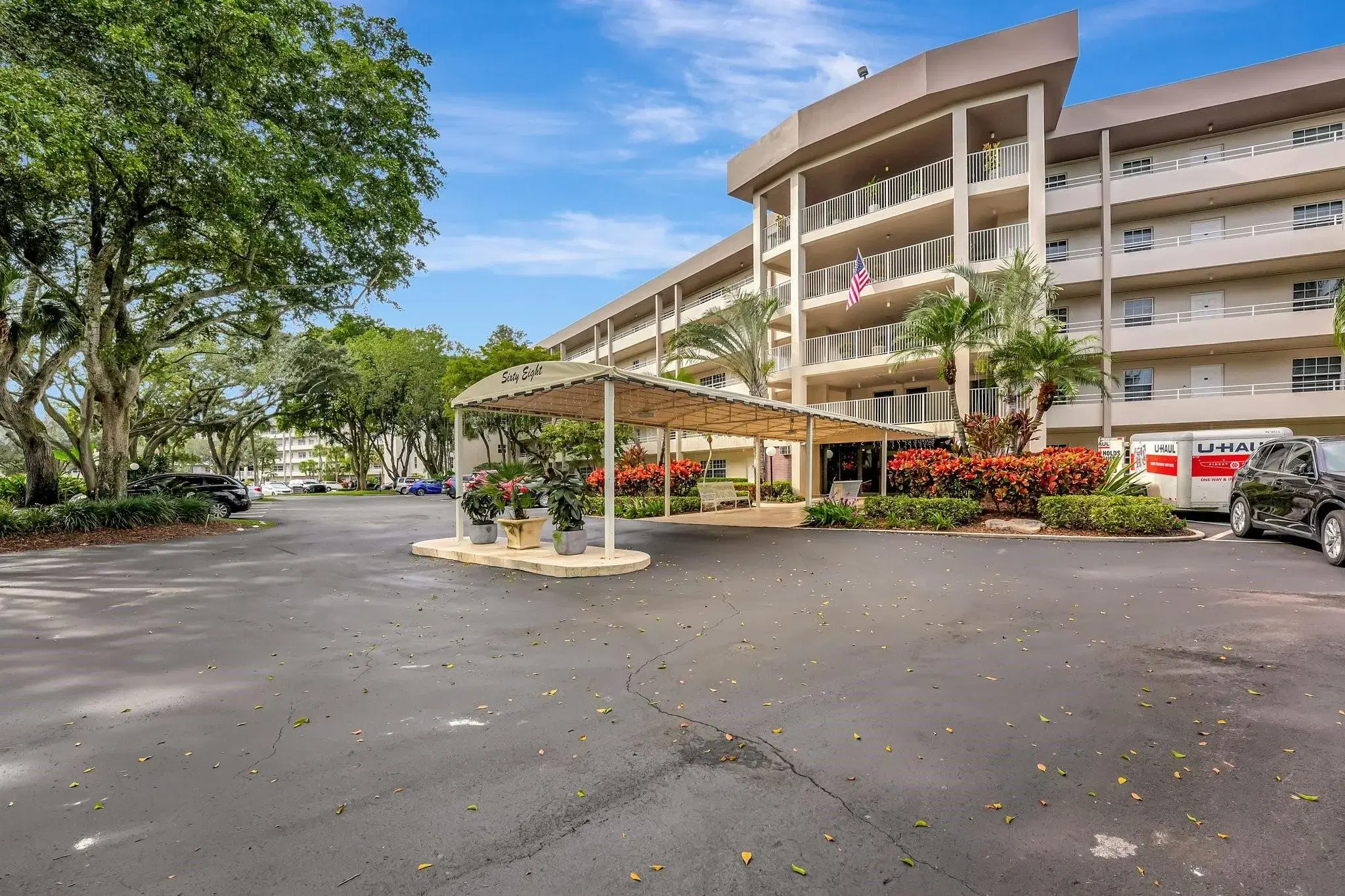 Picture of 545 Oaks Ln 201, Pompano Beach, FL 33069
