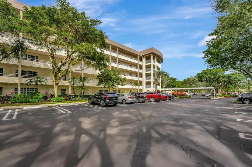 Picture of 545 Oaks Ln 201, Pompano Beach FL 33069