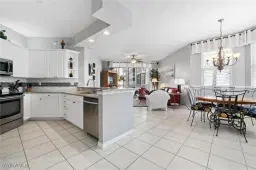 Picture of 470 Launch Cir V205, Naples, FL 34108