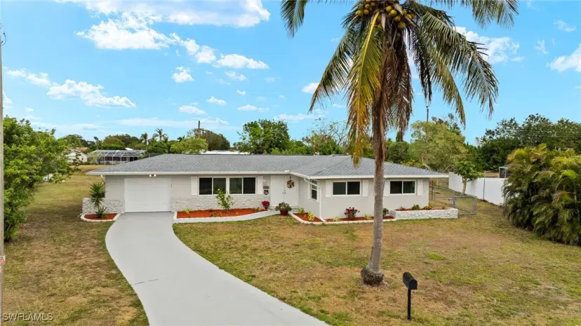 Picture of 1458 Alwynne Dr N, Lehigh Acres FL 33936