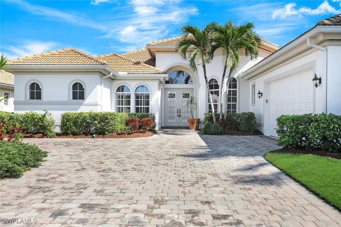 Picture of 15948 Paseo Ln, Naples, FL 34110