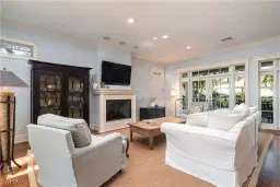 Picture of 645 Broad Ave S, Naples, FL 34102