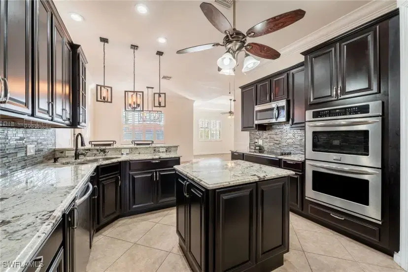 Picture of 928 SW 36Th Ter, Cape Coral FL 33914