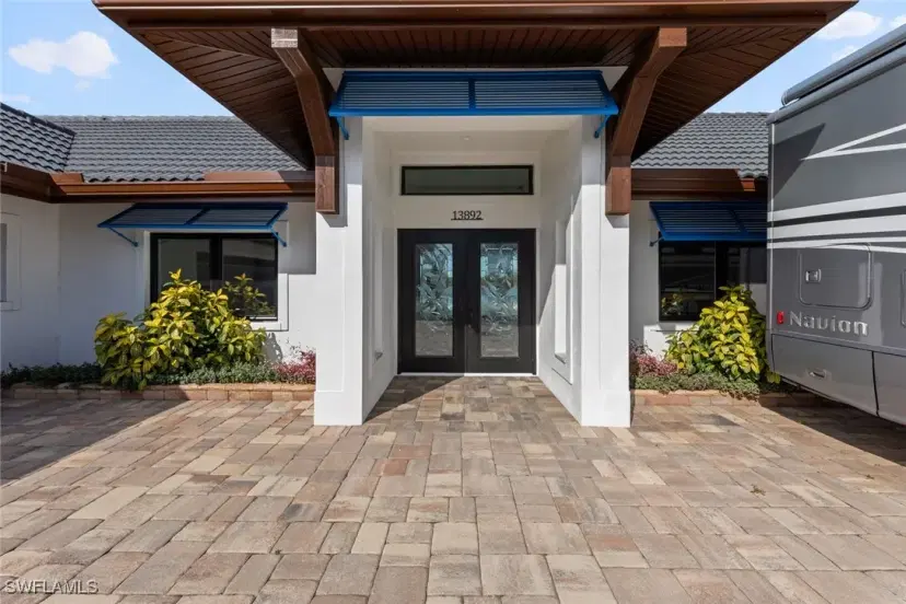 Picture of 13892 River Forest Dr, Fort Myers FL 33905