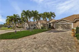 Picture of 261 Stella Maris Dr S, Naples, FL 34114
