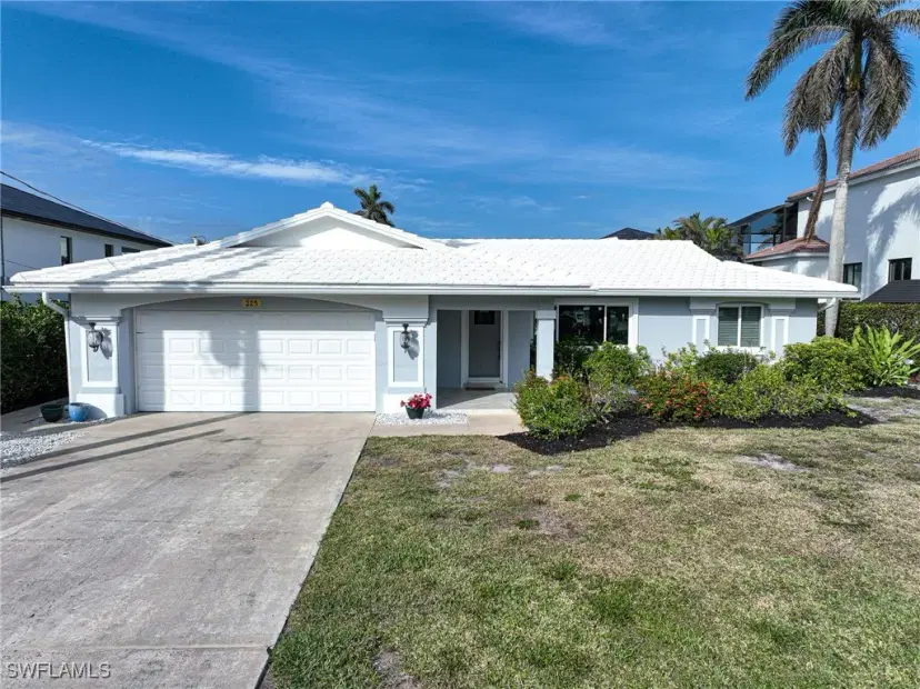 Picture of 225 3Rd St, Bonita Springs FL 34134