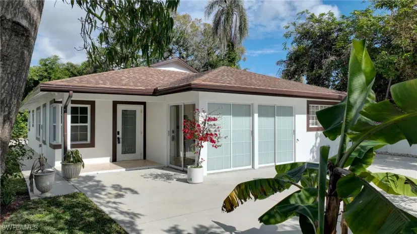 Picture of 3489 Seagrape Ave, Naples FL 34104