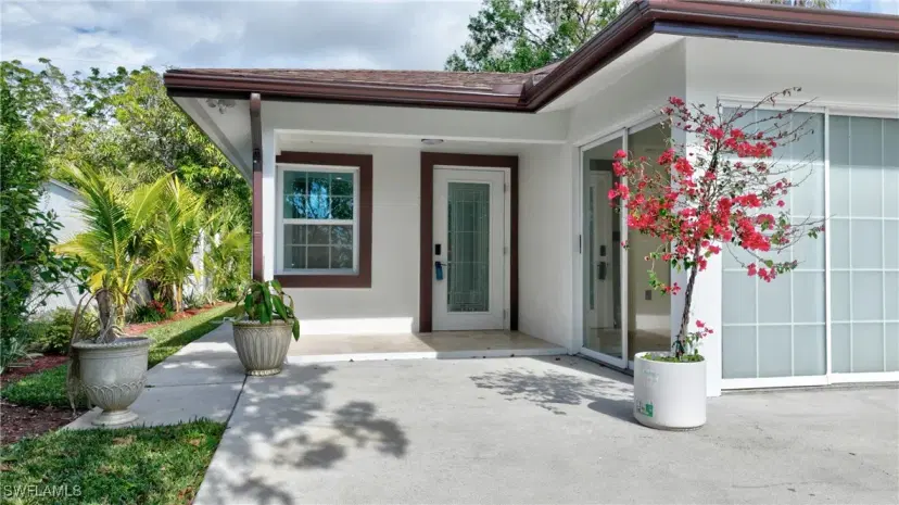 Picture of 3489 Seagrape Ave, Naples FL 34104