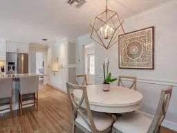 Picture of 717 Park Shore Dr, Naples, FL 34103