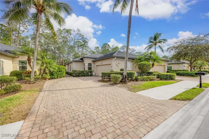 Picture of 1834 Tarpon Bay Dr S 89, Naples FL 34119