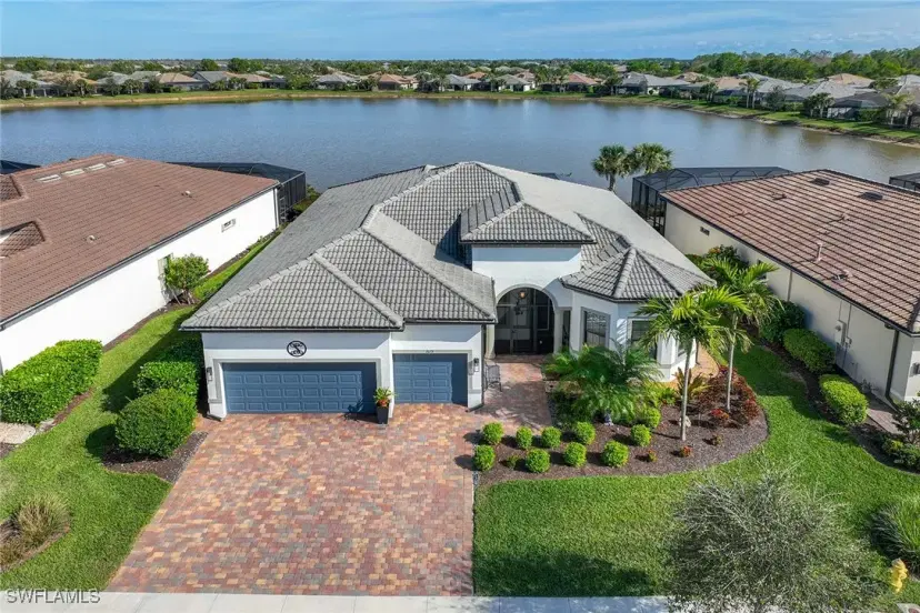Picture of 7675 Winding Cypress Dr, Naples FL 34114